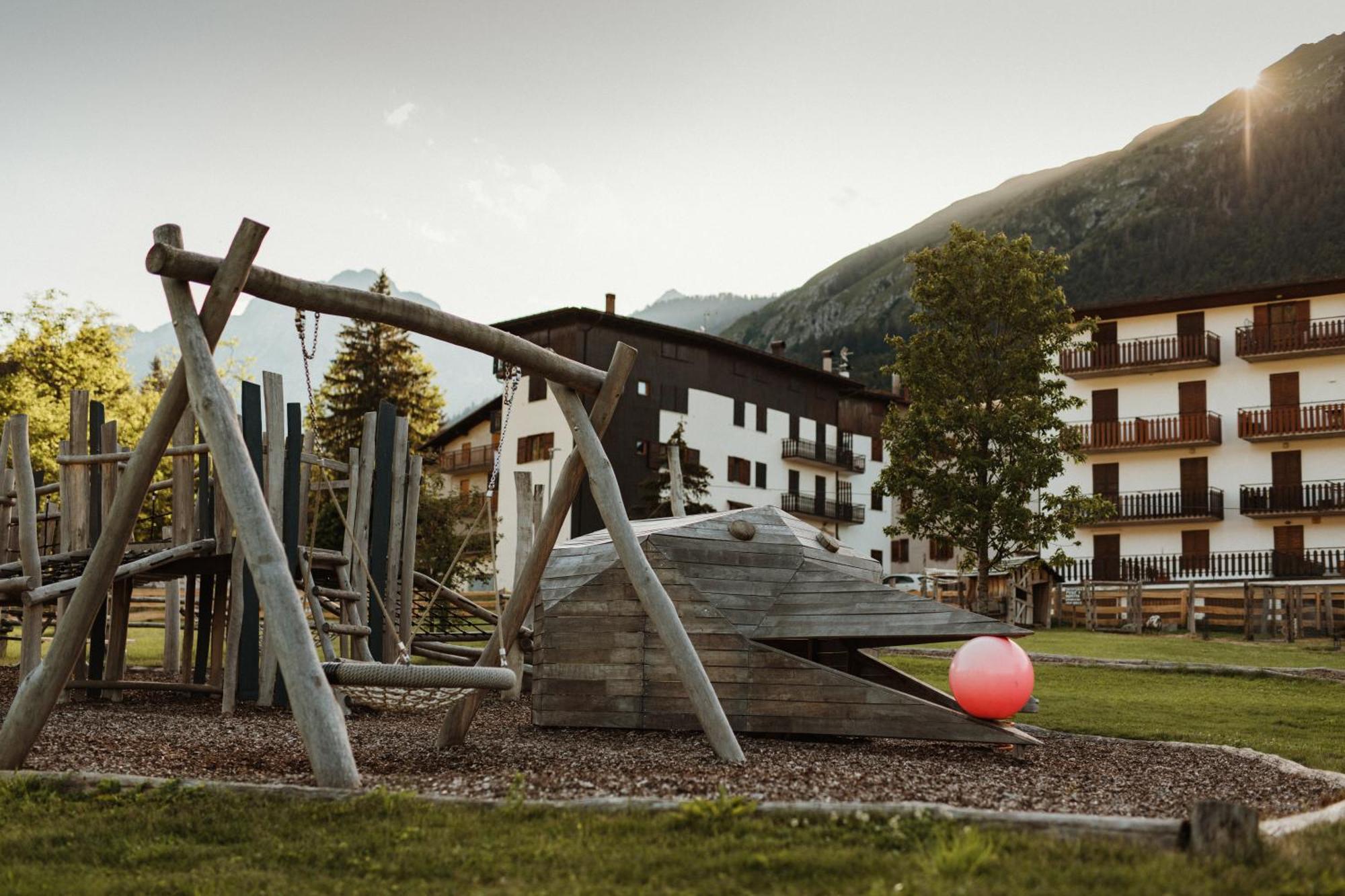 Family Hotel Serena Andalo Exterior photo